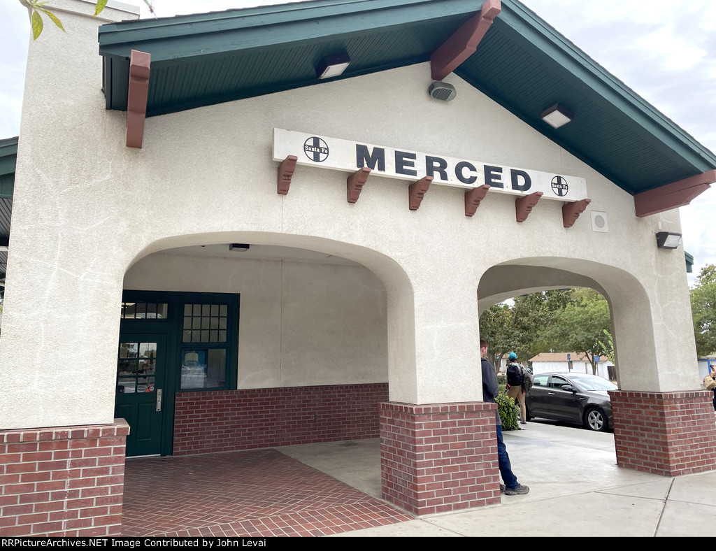 The former Santa Fe Merced Ca Station building and station name sign